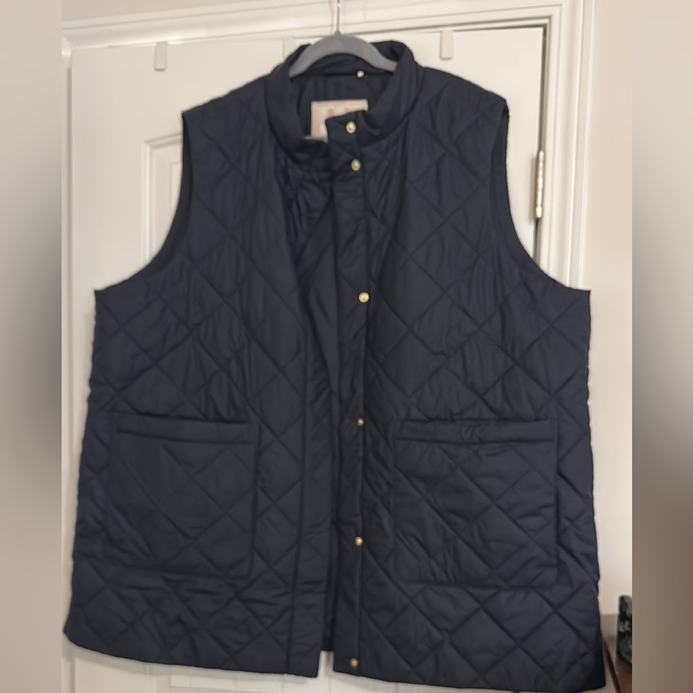 Barbour Navy Quilted Vest with Gold Accents